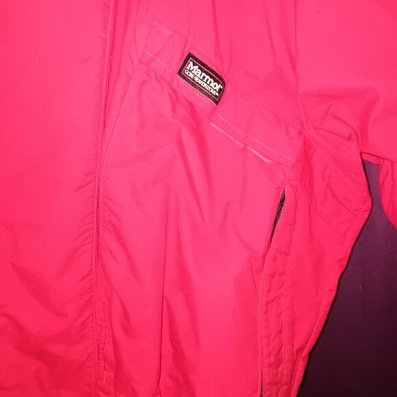 Hit The Slopes & Paint Them Red! Marmot Jacket with Hood - Picture 5 of 6